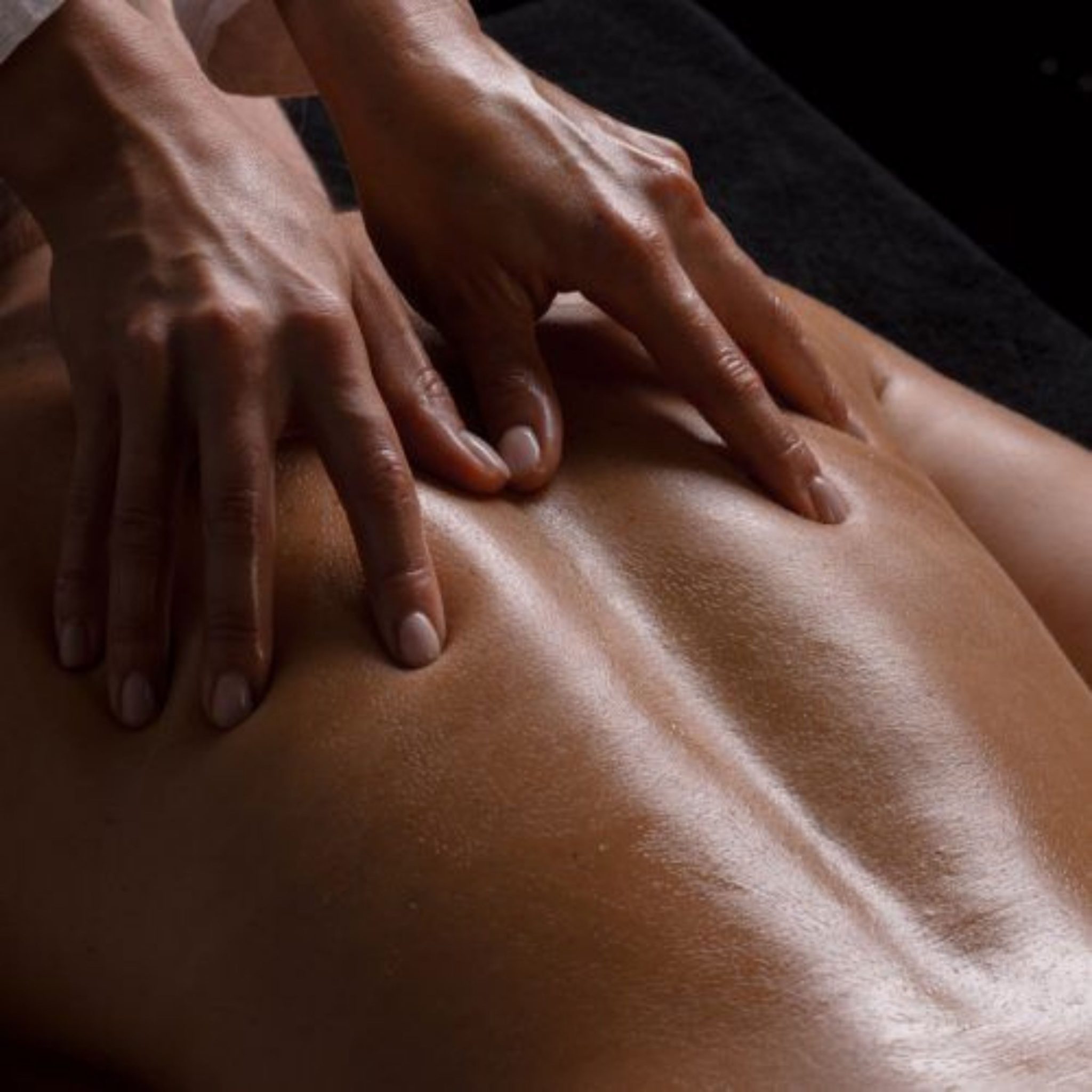 sport-massage-revive-2048x2048